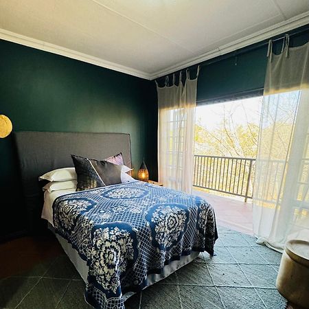 Megumi - Vaal Riverside Retreat - Loadshedding Friendly ปาเรส ภายนอก รูปภาพ