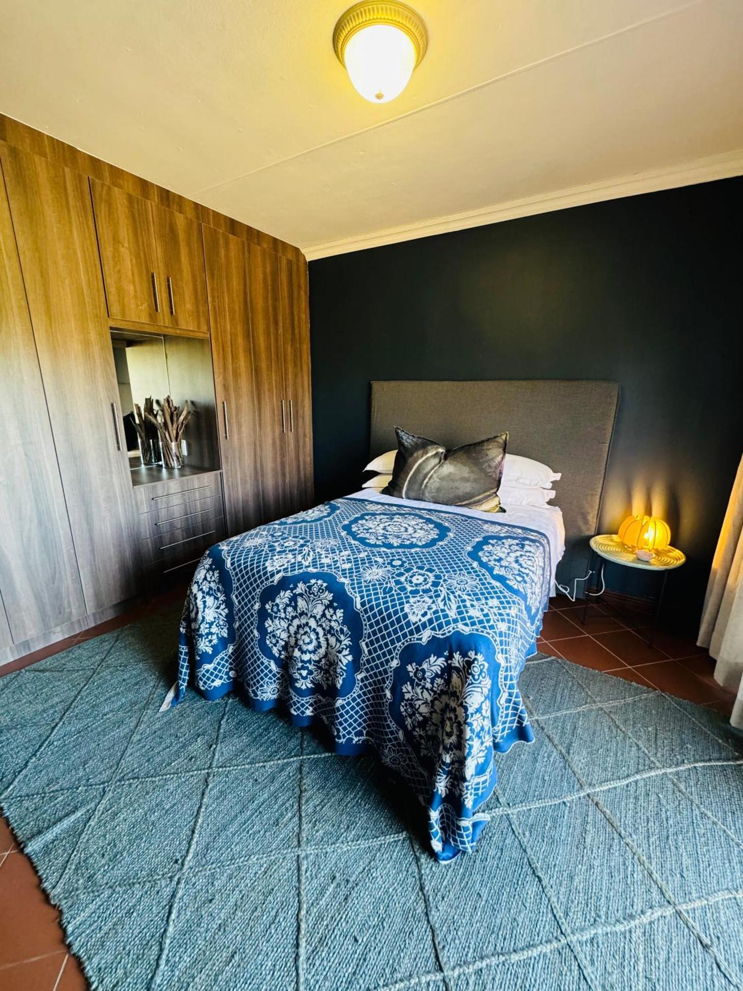 Megumi - Vaal Riverside Retreat - Loadshedding Friendly ปาเรส ภายนอก รูปภาพ